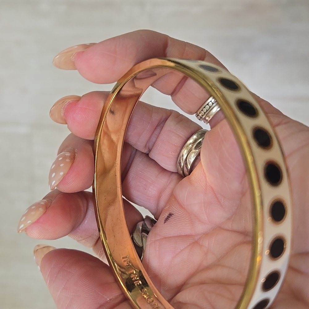 Kate Spade New York "In the Spotlight" Black/Cream/Gold Enamel Bangle Bracelet - Picture 6 of 8